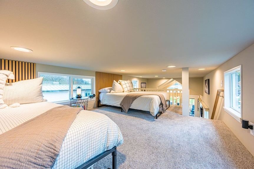 Rainforest Tiny Home Retreat: Rustic Modern - Forks, WA