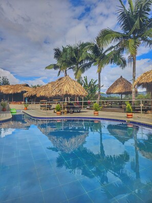 Front of property - Jardin del Eden (El Peñol)