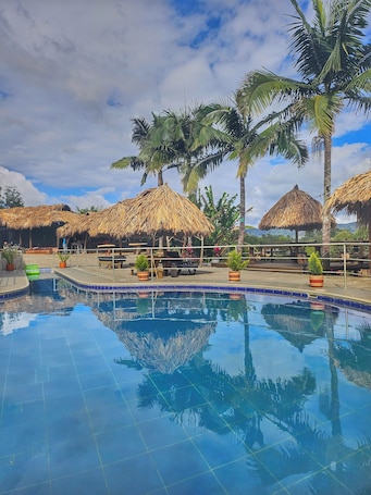 Fachada de la propiedad