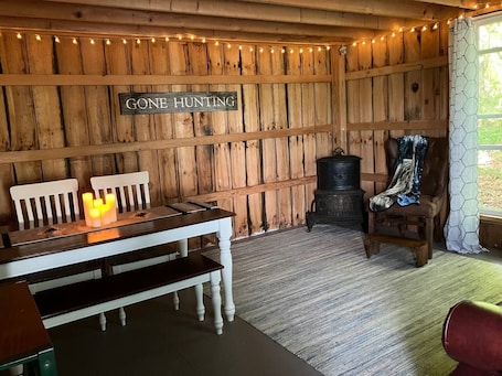 Interior. Summers Ranch Cabin