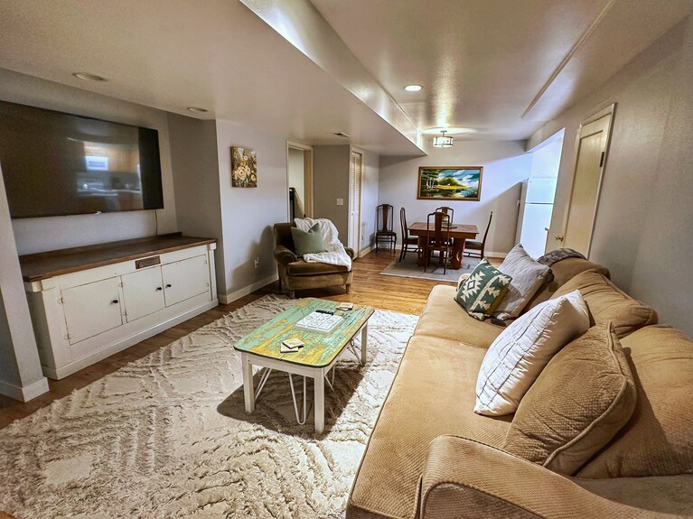 Spacious 5-bedroom House In Yakima. - Yakima, WA