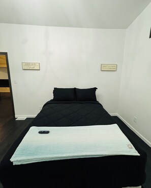 1 Schlafzimmer, Schreibtisch, Bügeleisen/Bügelbrett, kostenloses WLAN