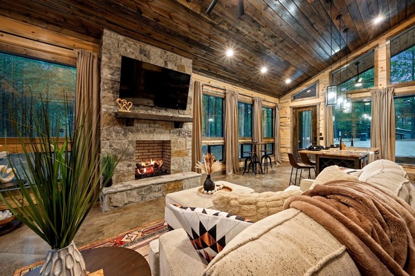 TV connectée, cheminée