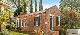 1864 Little Brick | 1/1, Full Kitchen, Hot Tub, Pet Friendly w/ fee