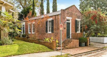 1864 Little Brick | 1/1, Full Kitchen, Hot Tub, Pet Friendly w/ fee