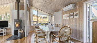 Nice home in Ebeltoft with sauna