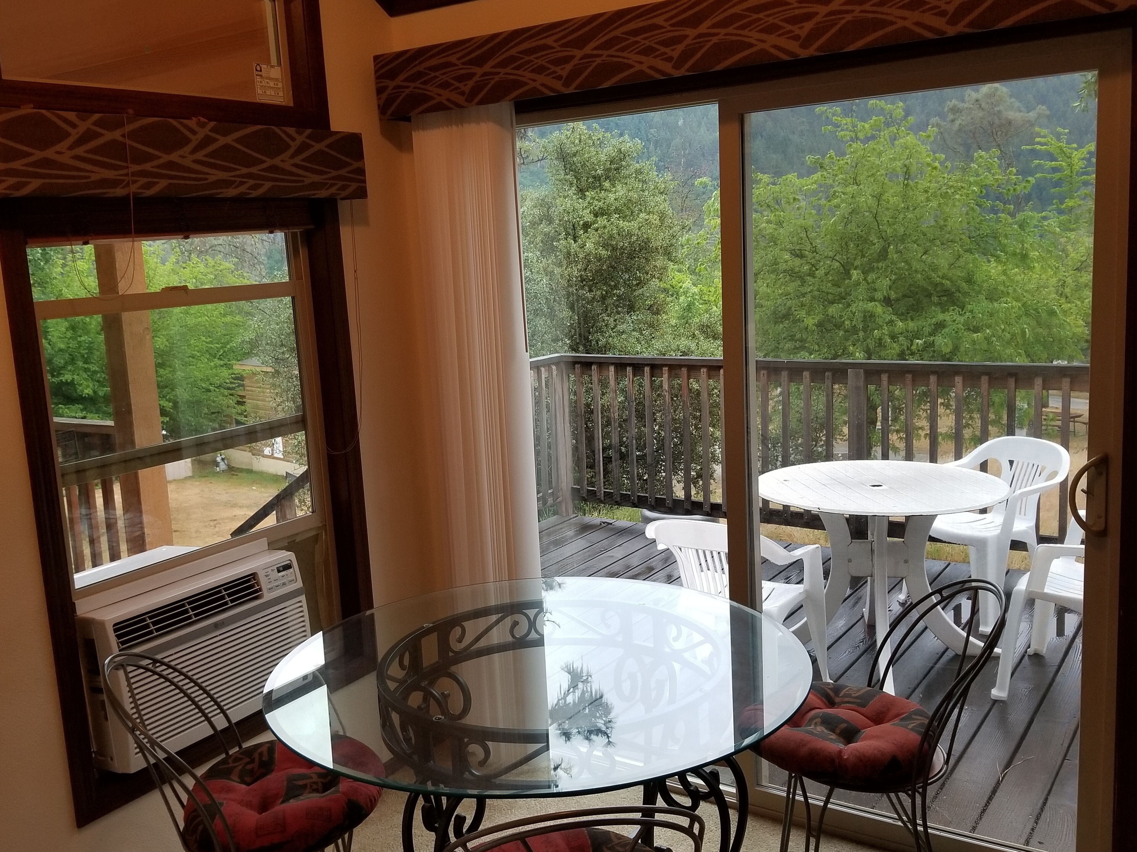 复式房, 部分湖景 | 起居区