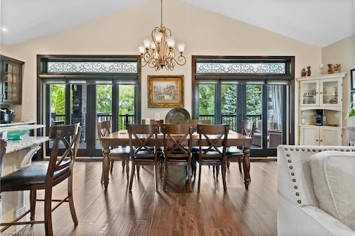 Niagara Creekside B&B