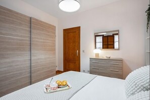 3 Schlafzimmer, Bügeleisen/Bügelbrett, Internetzugang