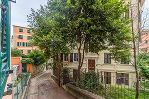 Uklassifisert bilde, 3 av 20, knapp