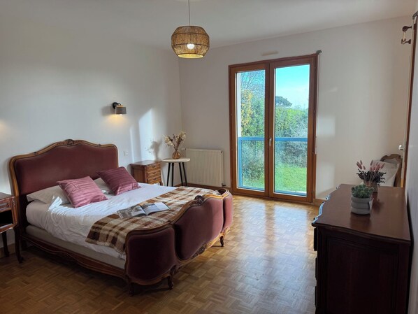 6 bedrooms, Internet