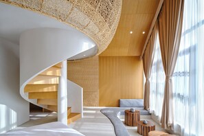 Classic Tree House | Down comforters, pillowtop beds, free minibar items - Blossom Garden Chengdu Jintang (Chengdu)