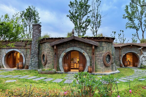 Superior Cabin | View from room - Blossom Garden Chengdu Jintang (Chengdu)