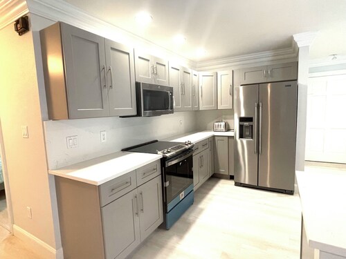 Naples lg. families Paradise only  min. From Naples  white sandy beaches 