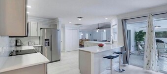Naples lg. families Paradise only  min. From Naples  white sandy beaches 