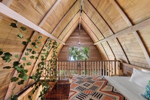 Signature Villa, Balcony, Sea View | 1 bedroom, minibar, in-room safe, individually decorated - Lumbung Loft Villas in El Nido (El Nido)
