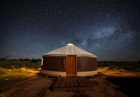 Exterior. Glamping: Grand Canyon Magnificent Mahal Yurt