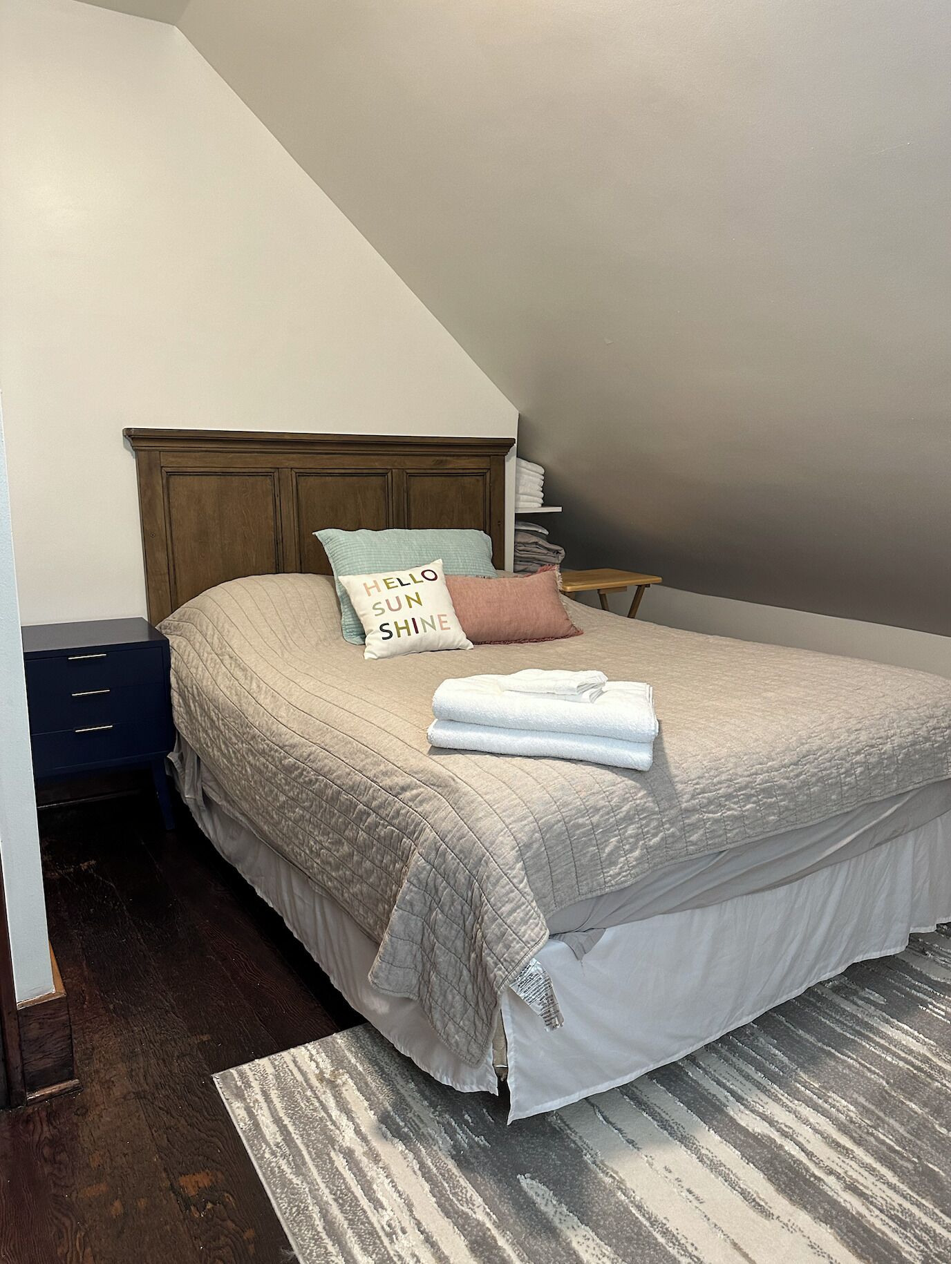 4 bedrooms, WiFi, bed sheets