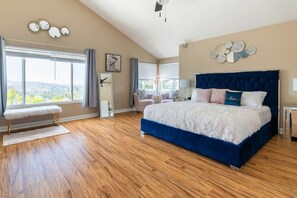 5 Schlafzimmer, Bügeleisen/Bügelbrett, WLAN, Bettwäsche