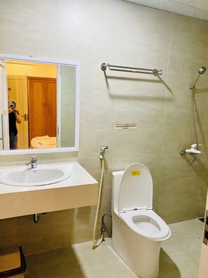 書桌、免費無線上網