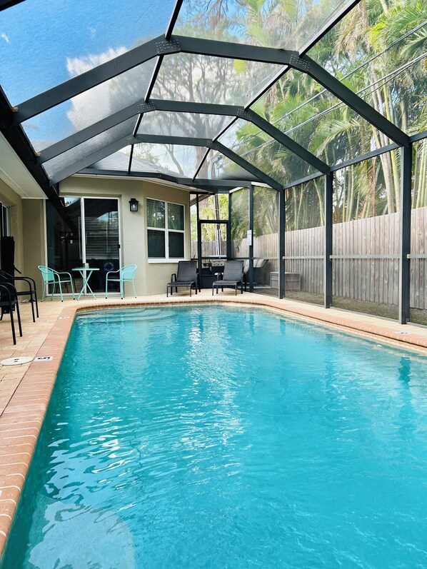 Outdoor pool, a heated pool