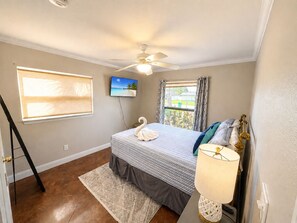 4 habitaciones, tabla de planchar con plancha y wifi gratis 