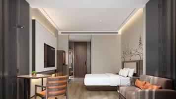 1 bedroom, down comforters, free minibar, in-room safe