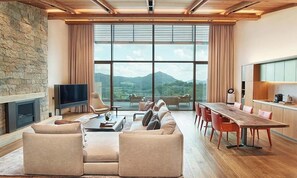 Minibar, individually decorated, individually furnished, free WiFi - Sagewood Hong Cheon (Hongcheon)