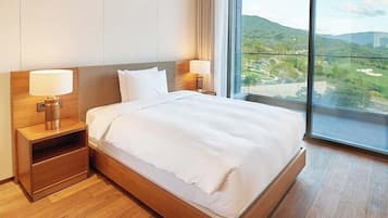 Minibar, individually decorated, individually furnished, free WiFi