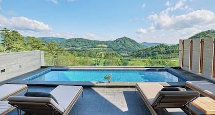 Sagewood Hong Cheon