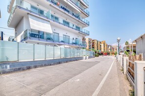 Exterior - Le Lanterne 1 - Luxury Apartments, Borghetto Santo Spirito, Italy (Borghetto Santo Spirito)