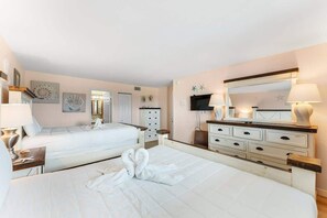 3 dormitoris, planxa i posts de planxar, wifi i roba de llit 