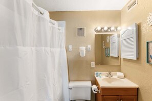 Hårtørrer, håndklæder