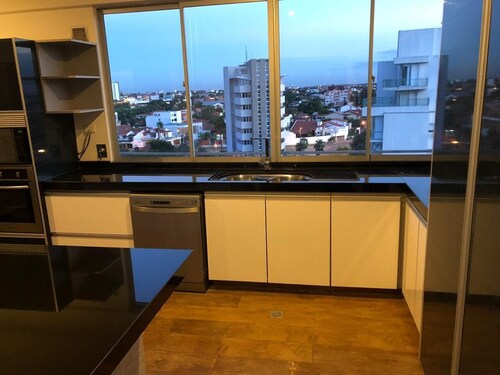 Dreamed penthouse, 5 bedroom apartment with AC, WiFi in amazing Santa Cruz