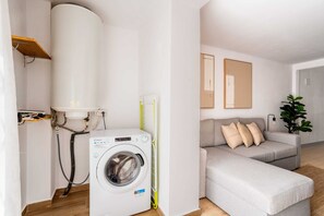 Interior - Eixample 4BD 2BTh with private Terrace (Barcelona)