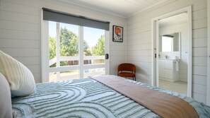 3 soverom, strykejern/-brett, wi-fi og sengetøy