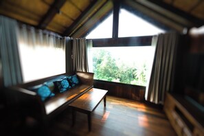 Deluxe Room, Ocean View | Living area - Kawarin Secret Hut Hotel and Resort (Ko Pha-ngan)