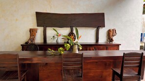 Lobby sitting area - Kawarin Secret Hut Hotel and Resort (Ko Pha-ngan)
