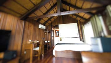 1 chambre, chambres insonorisées, Wi-Fi gratuit, draps fournis