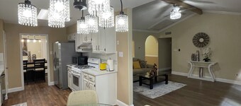 Charming 3-bedroom house in peaceful Arlington with WiFi, AC