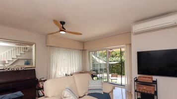 Televisión y futbolito