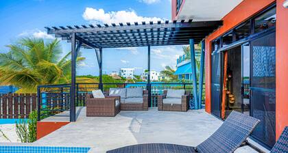 Oceanfront villa w/ inviting pool, breathtaking views, tranquil surroundings