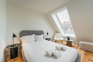 Iron/ironing board, internet, bed sheets - GuestReady - A fantastic home in Porto (Boavista)