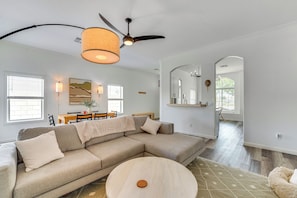 TV - Heated Pool, Furnished Patio! Gilbert Getaway (Gilbert)