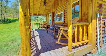 Remote Custer Cabin w/ Fire Pit & Near State Park!