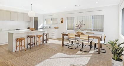 Barry's Holiday Home