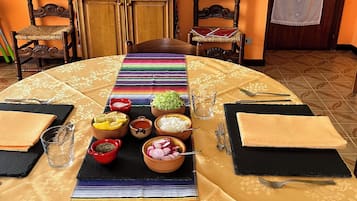 Phòng, 2 phòng ngủ, ban công, quang cảnh vườn | Nội thất