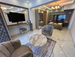 客房内保险箱、遮光窗帘、免费 WiFi