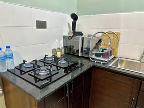 Private kitchen - Studio Apartment - Tabata , Dar es Salaam. (Dar es Salaam)