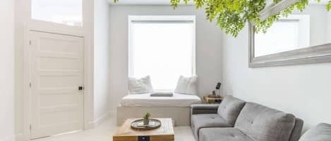Smart TV, offices